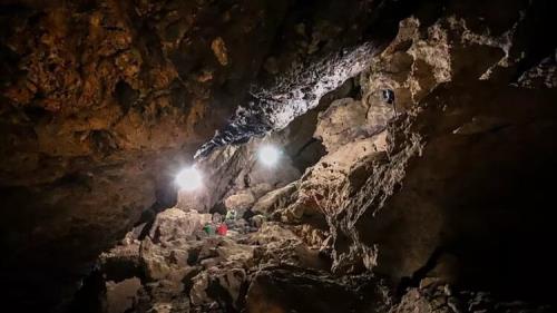 پیدا شدن کفش قدیمی ۶ هزار ساله در غار