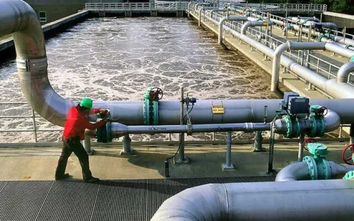 تصفیه آب های آلوده به مواد نفتی جزایر سیری با غشاهای نانو کامپوزیتی دانشگاهی