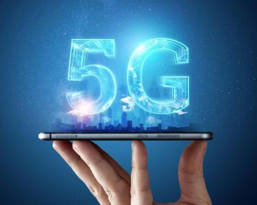 آتش كرونا بر دكل های مخابراتی 5G